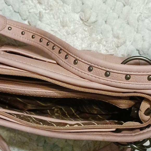 Montana West Concealed Carry Handbag.NWT. - Picture 9 of 13
